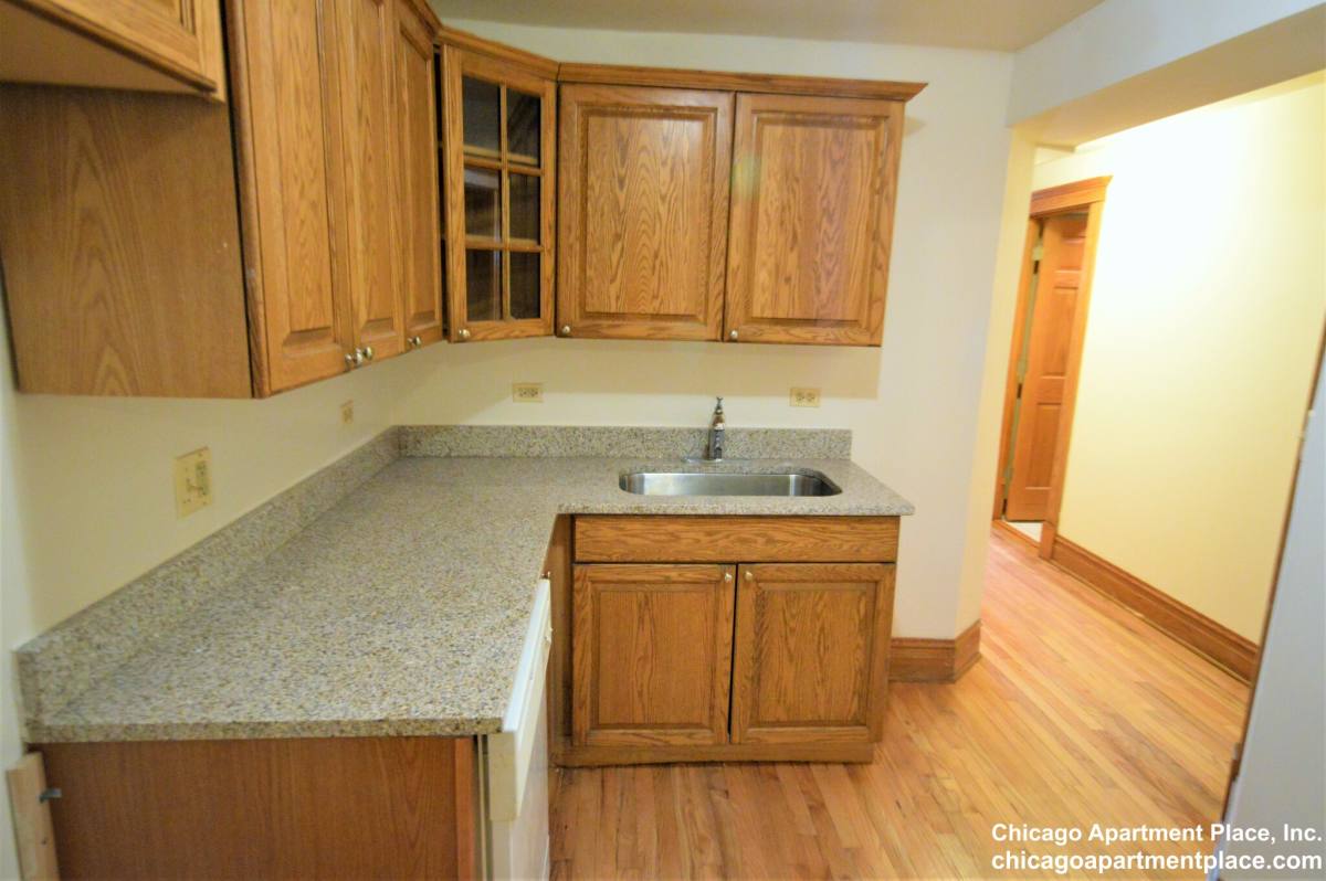 Apartment for rent at 638 W Drummond Place #G, Chicago, IL 60614