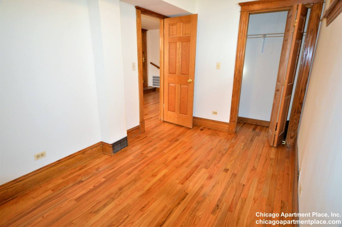 Apartment for rent at 638 W Drummond Place #G, Chicago, IL 60614