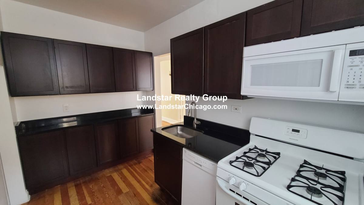 Apartment for rent at 1914 W Morse #2N, Chicago, IL 60640