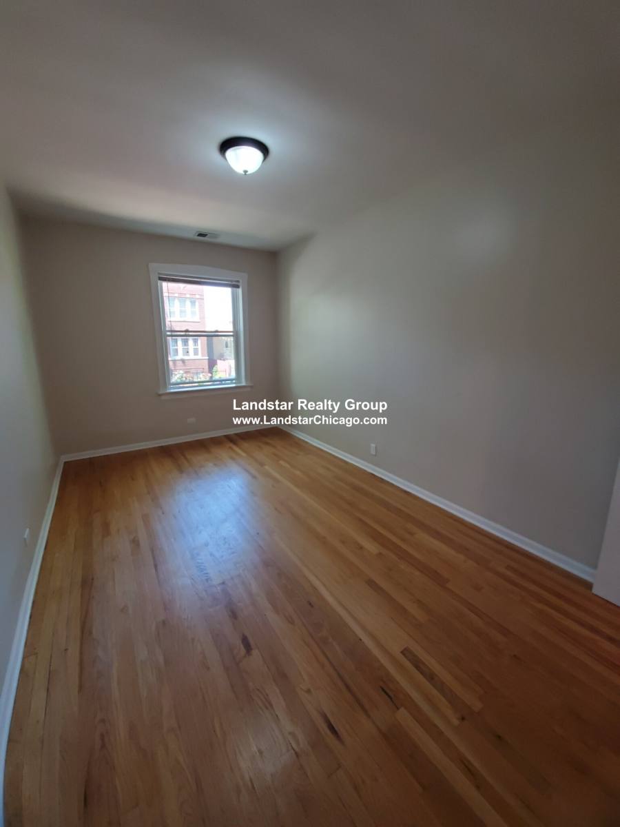 Apartment for rent at 3751 W Sunnyside #1, Chicago, IL 60625
