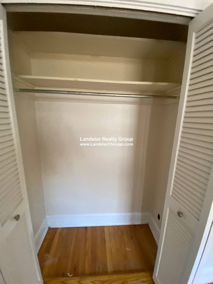 Apartment for rent at 931 Forest Ave #2E, Evanston, IL 60202