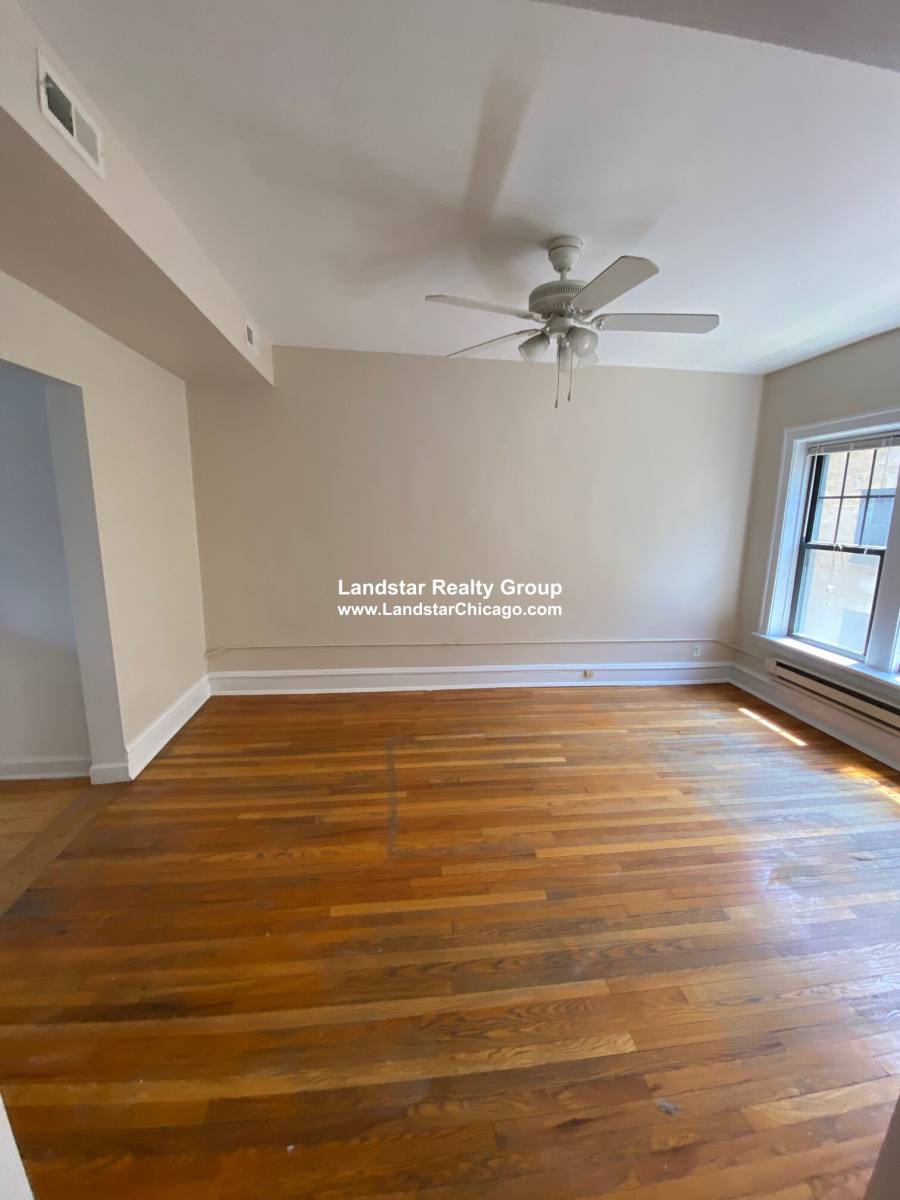 Apartment for rent at 931 Forest Ave #2E, Evanston, IL 60202