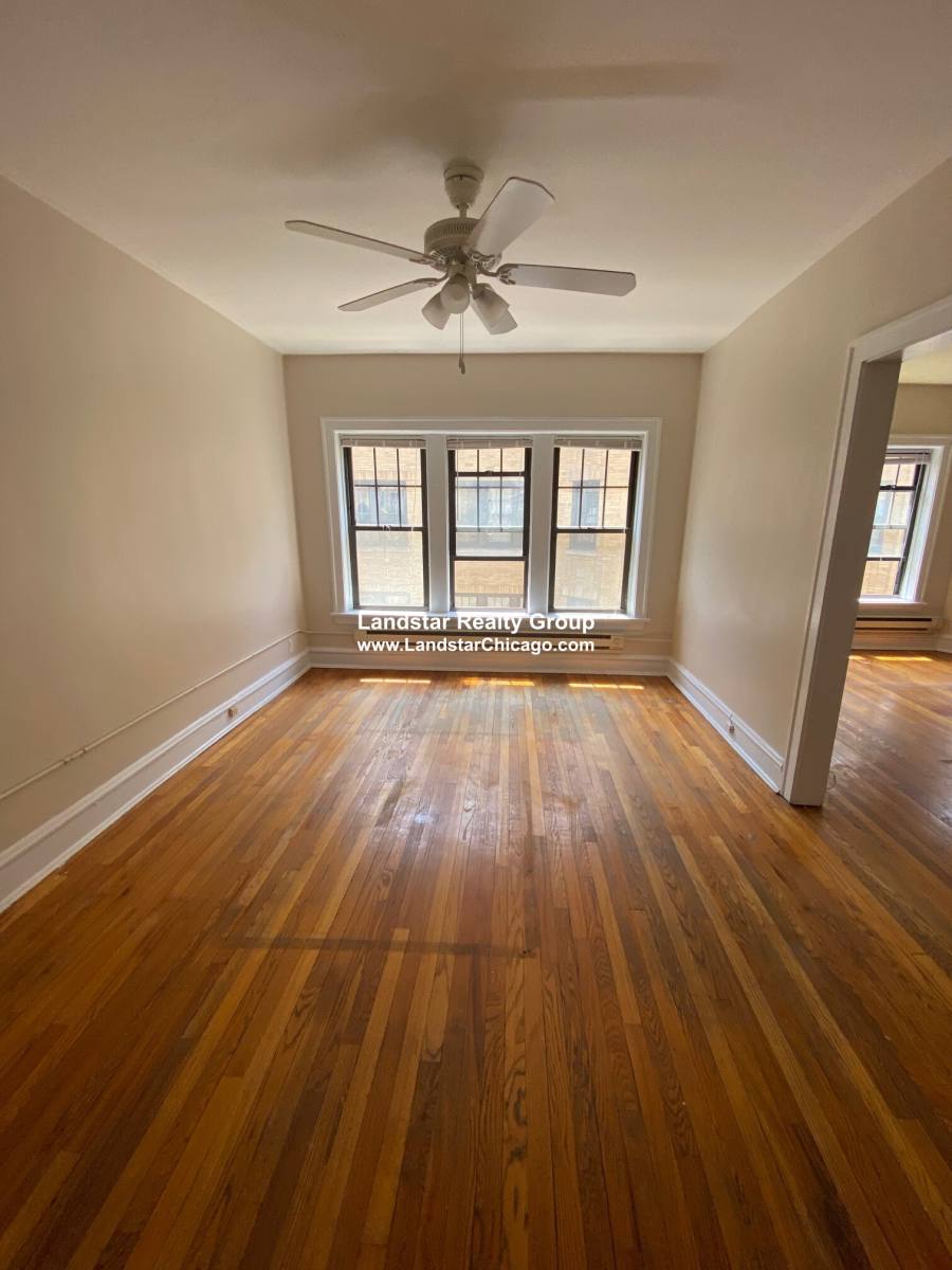 Apartment for rent at 931 Forest Ave #2E, Evanston, IL 60202
