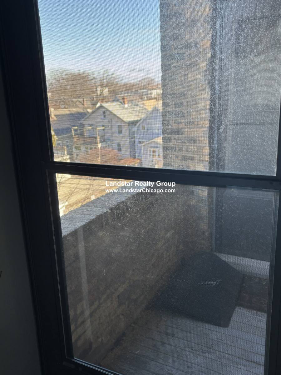 Apartment for rent at 911 Elmwood #E3, Evanston, IL 60202