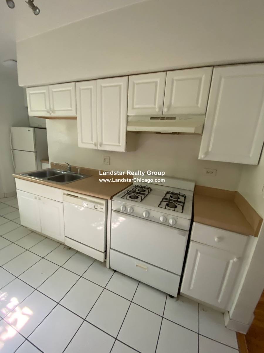 Apartment for rent at 548 Sherman Ave #1, Evanston, IL 60202