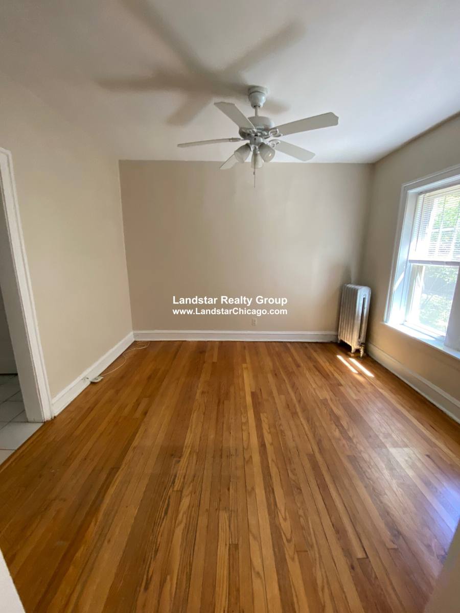 Apartment for rent at 832 Reba Place #1N, Evanston, IL 60202