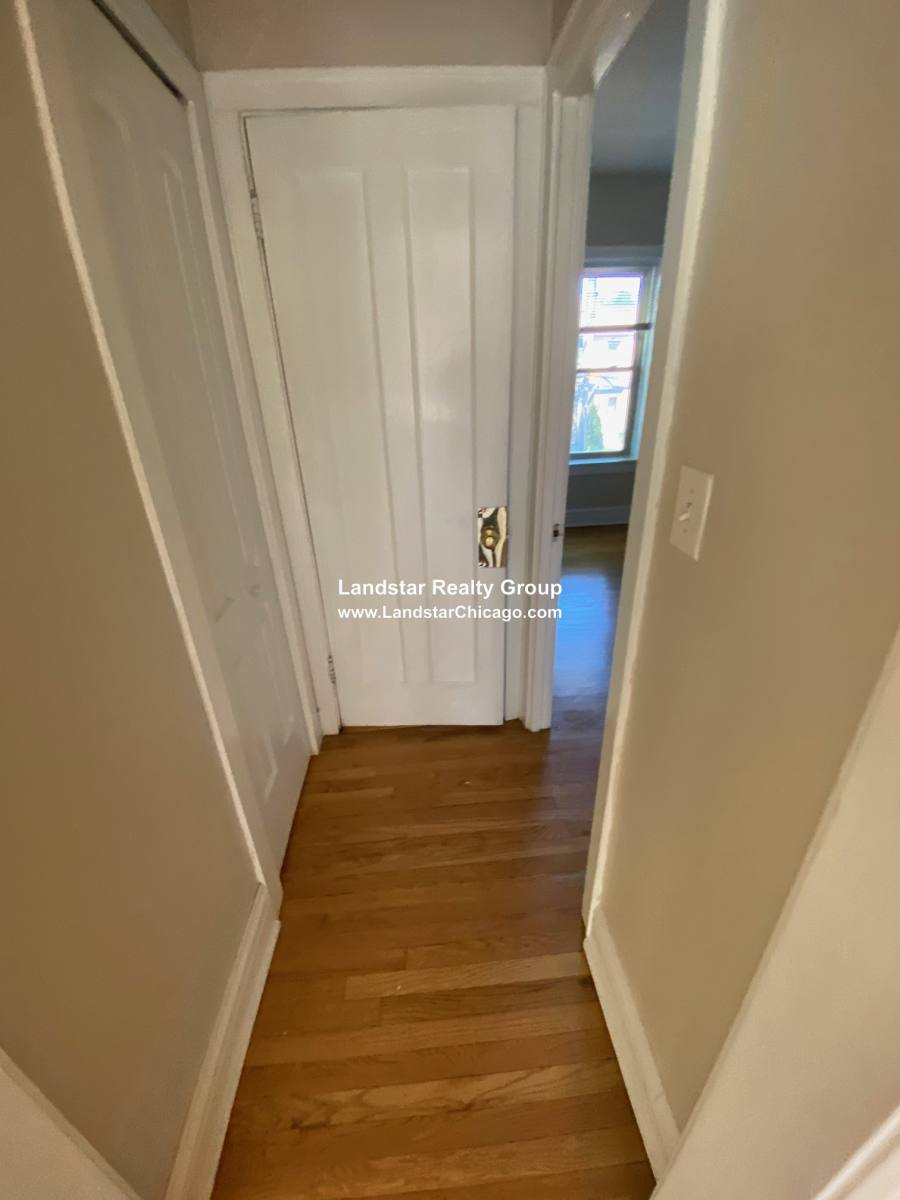 Apartment for rent at 918 Reba Place #2S, Evanston, IL 60202