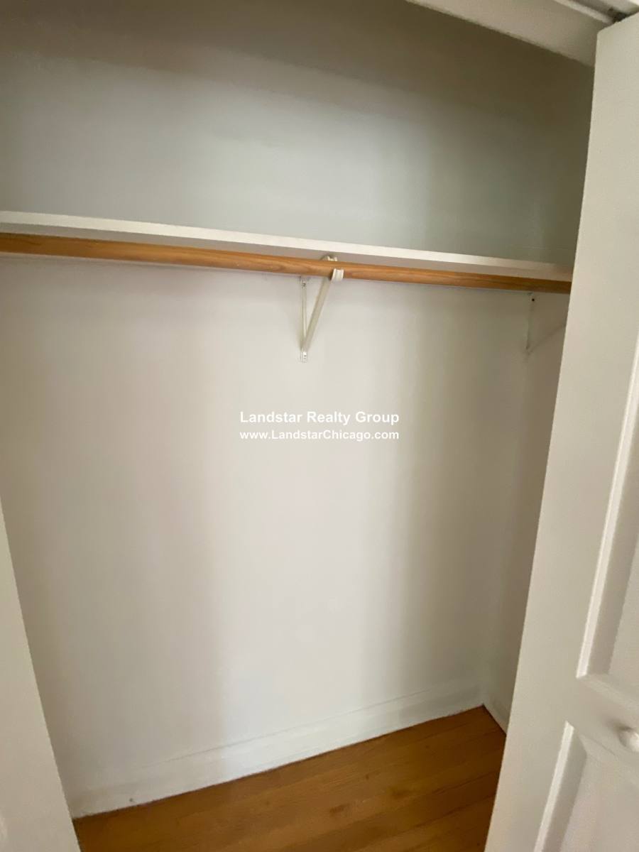 Apartment for rent at 918 Reba Place #2S, Evanston, IL 60202