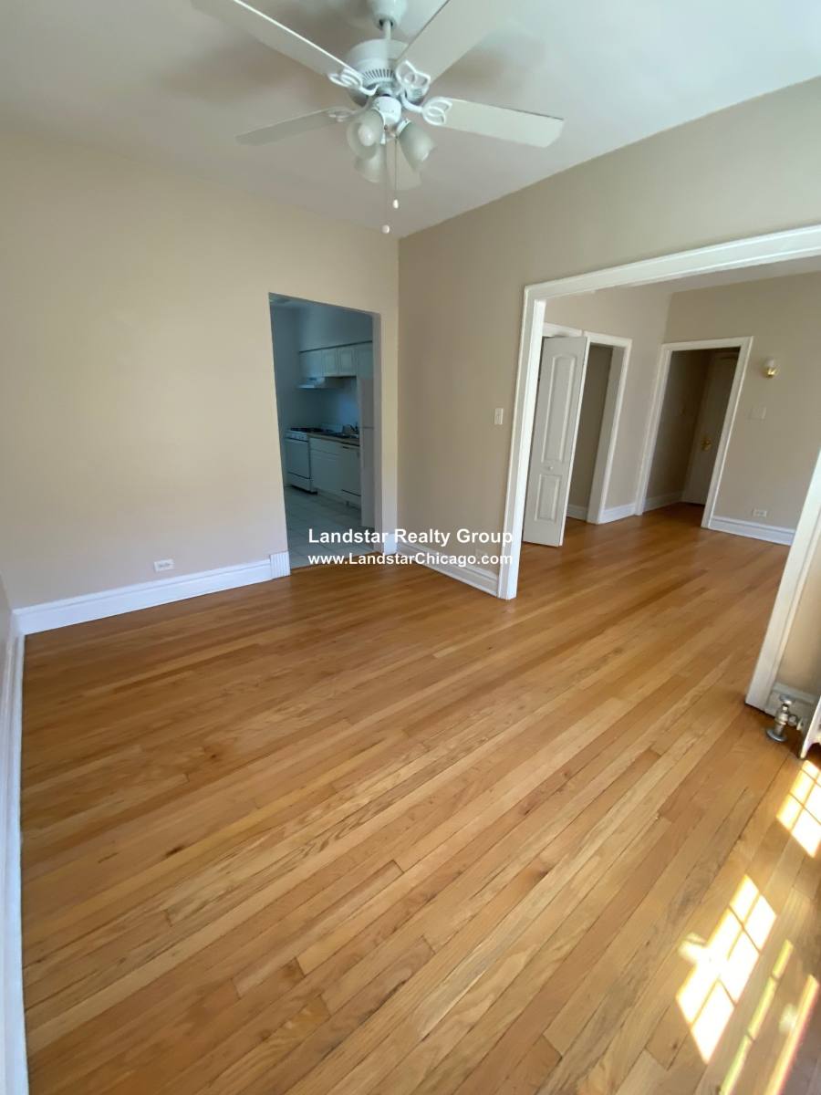 Apartment for rent at 918 Reba Place #2S, Evanston, IL 60202