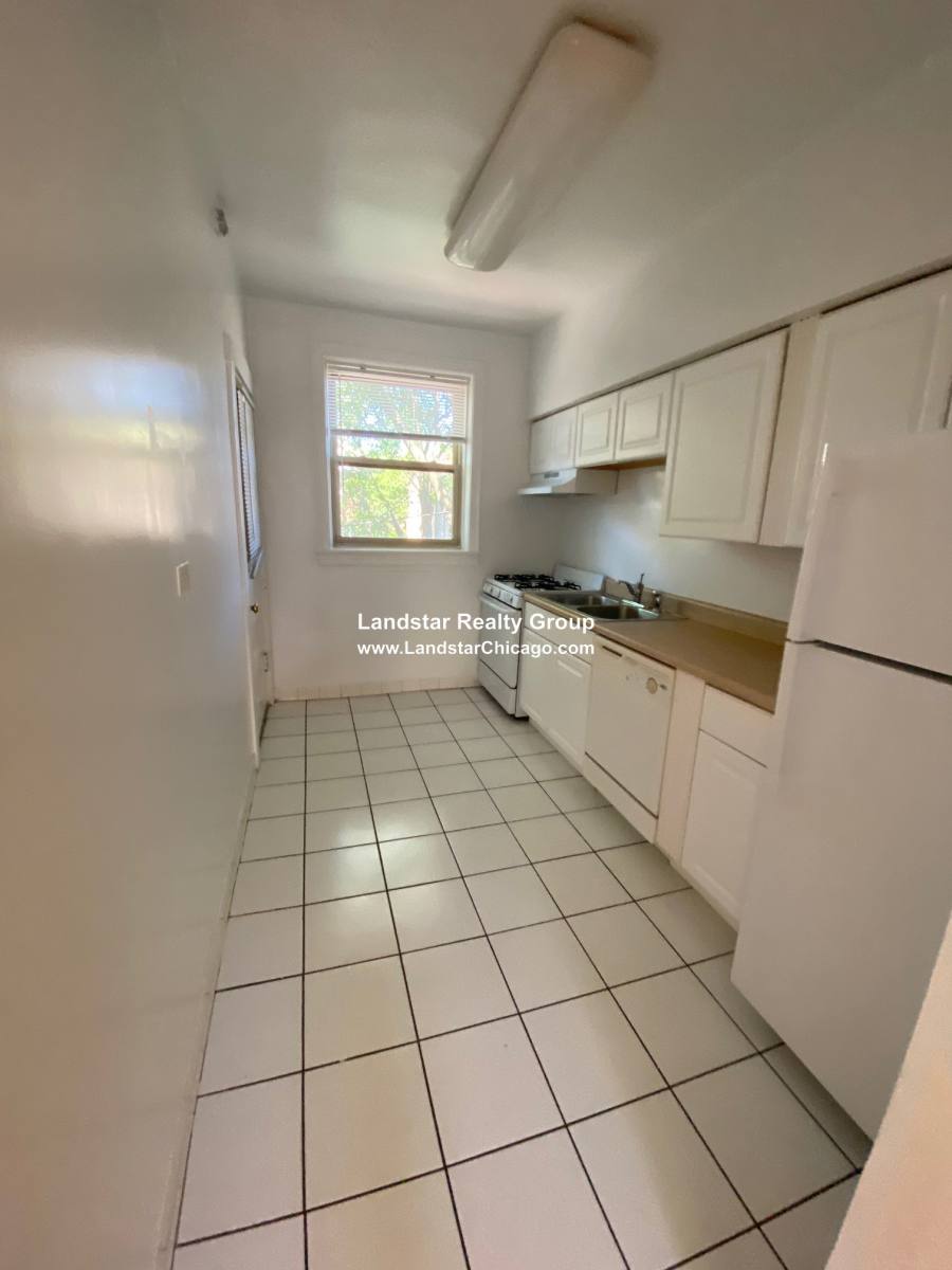 Apartment for rent at 918 Reba Place #2S, Evanston, IL 60202