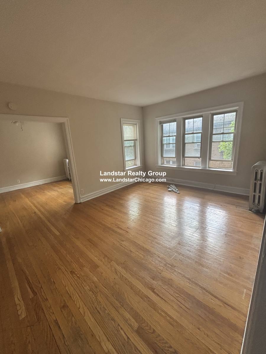 Apartment for rent at 828 Reba Place #3S, Evanston, IL 60202