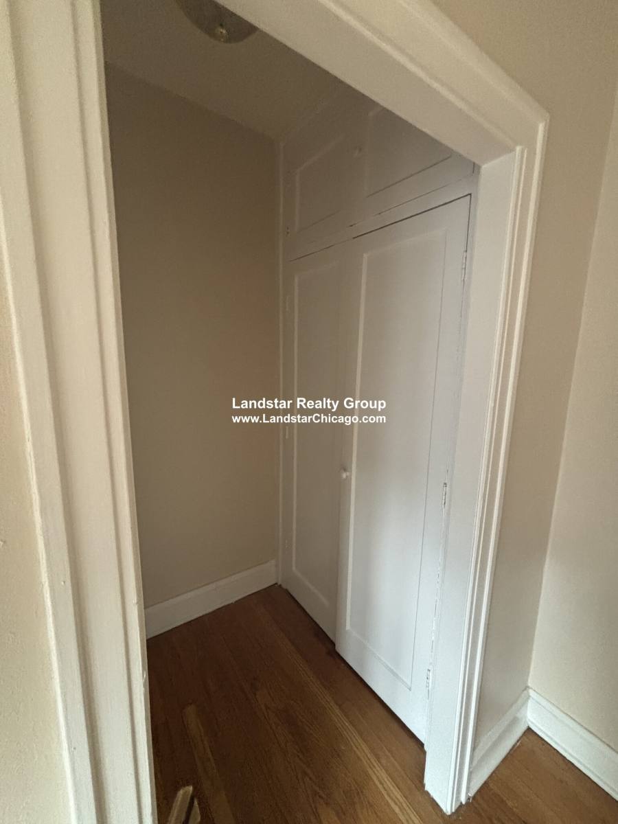 Apartment for rent at 828 Reba Place #3S, Evanston, IL 60202