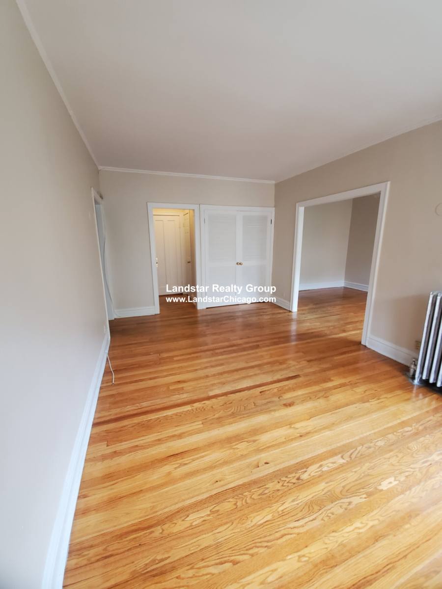 Apartment for rent at 908 Reba Place #2S, Evanston, IL 60202