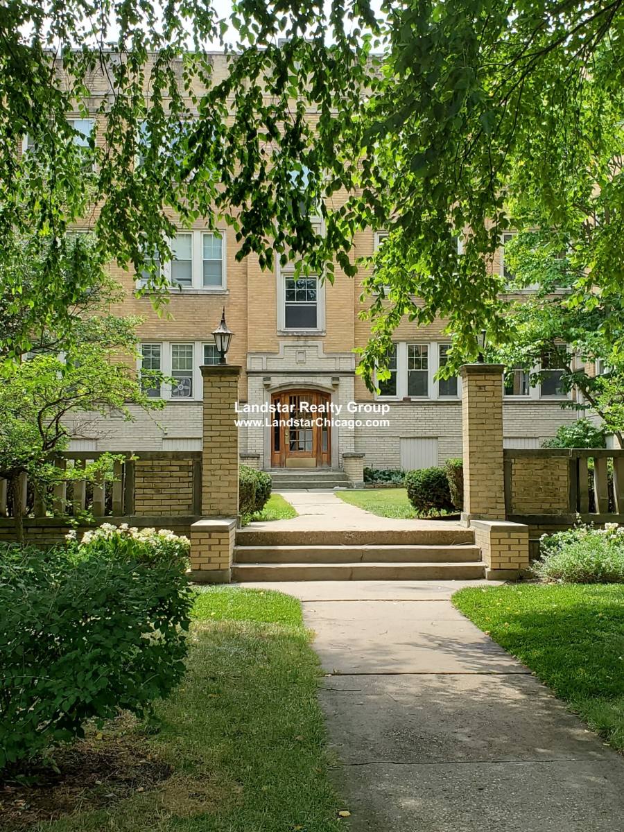 Apartment for rent at 908 Reba Place #2S, Evanston, IL 60202