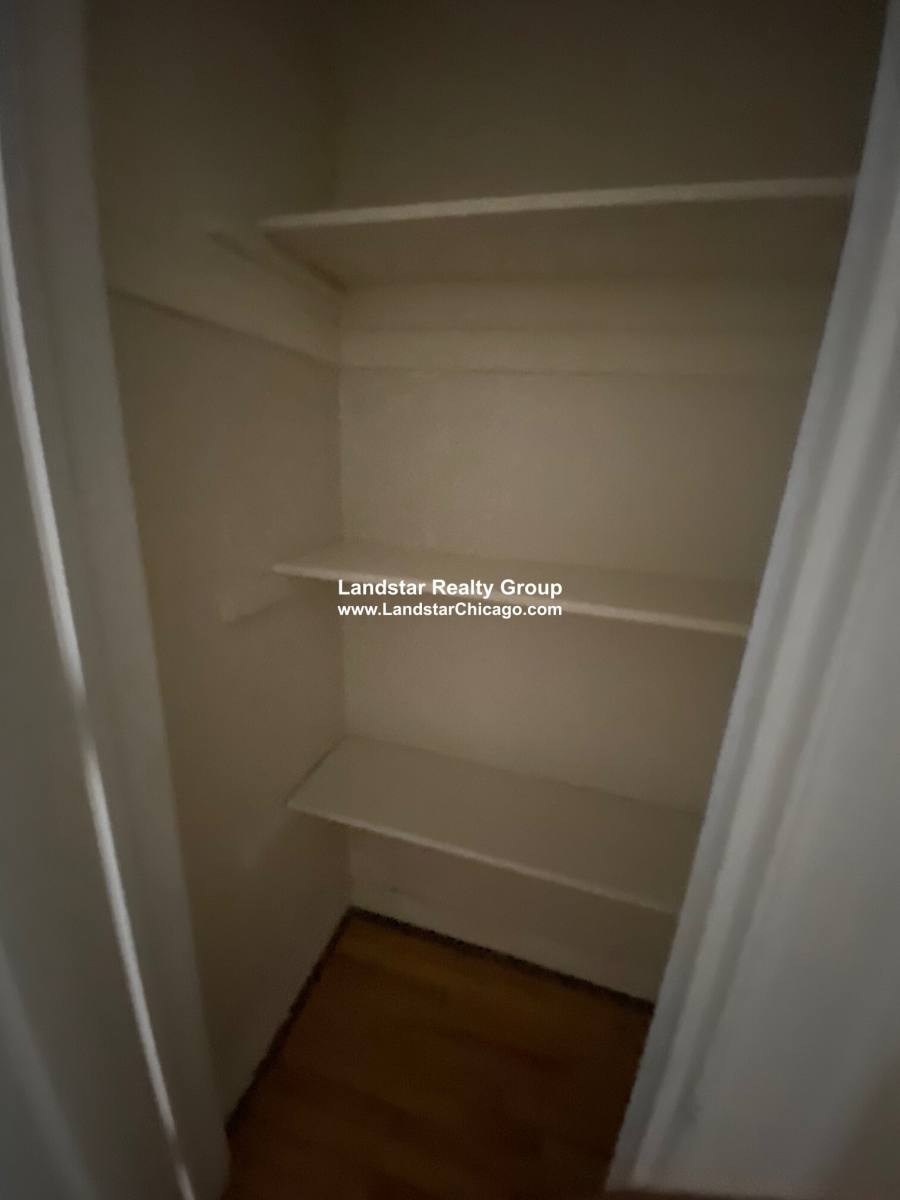 Apartment for rent at 909 Elmwood #F2, Evanston, IL 60202
