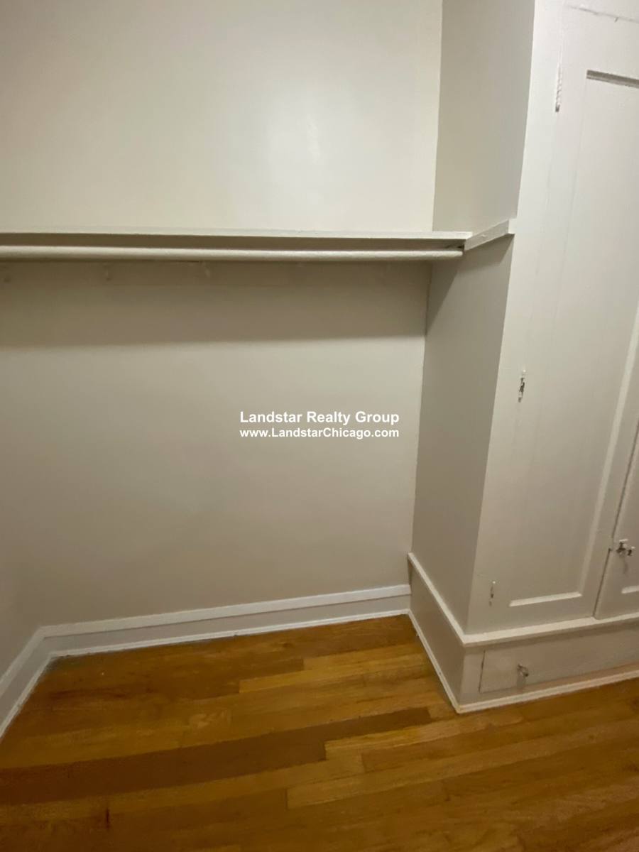 Apartment for rent at 911 Elmwood #J1, Evanston, IL 60202