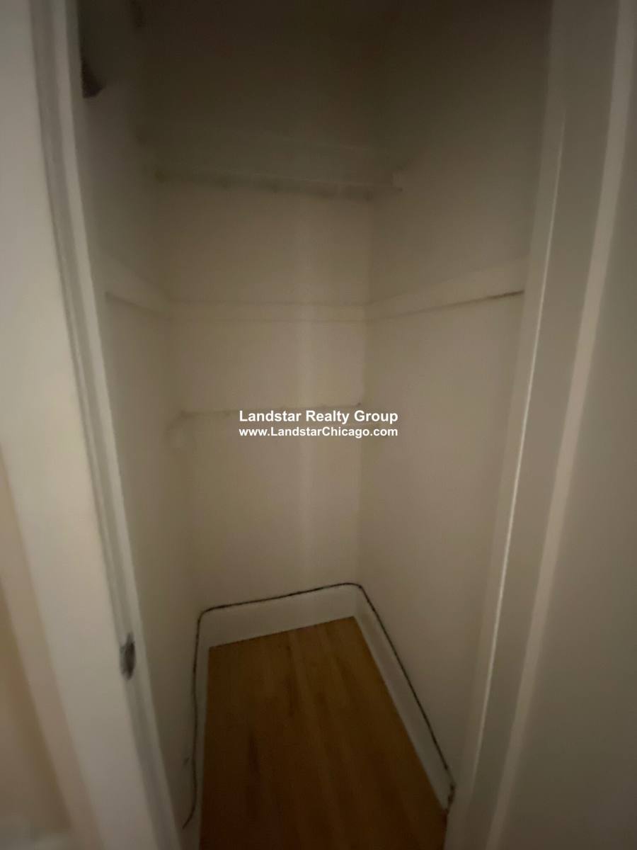 Apartment for rent at 548 Elmwood #2, Chicago, IL 60620