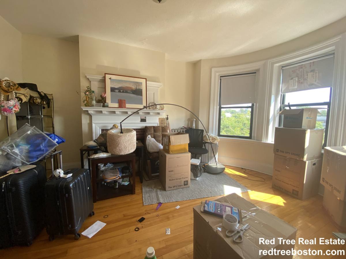 Apartment for rent at 23 Brighton Ave #5, Allston, MA 02134