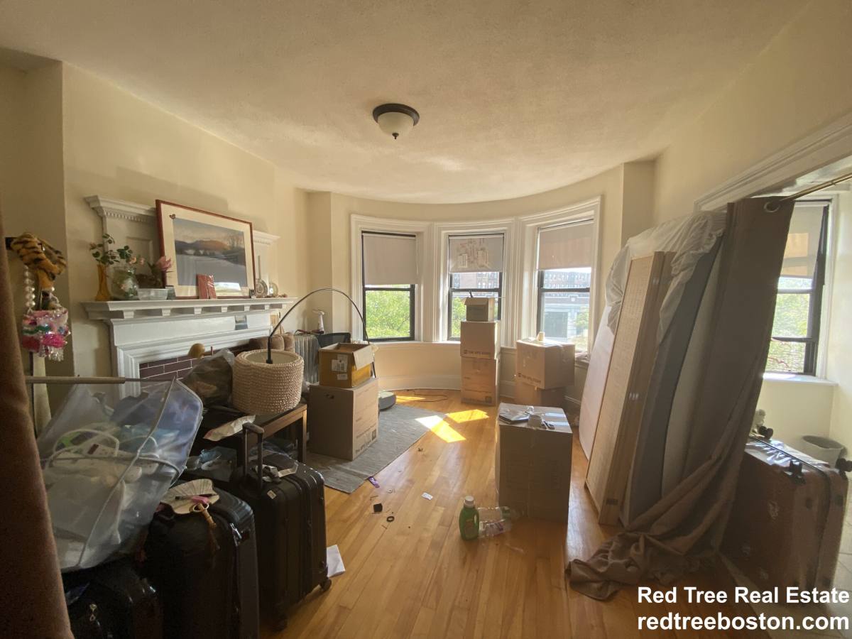 Apartment for rent at 23 Brighton Ave #5, Allston, MA 02134