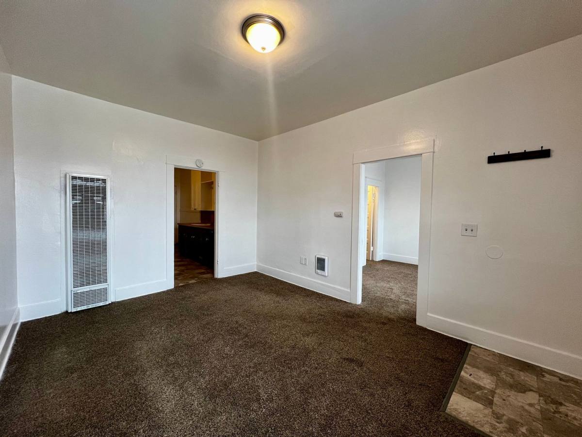 Apartment for rent at 301 S 4th Ave, Yakima, WA 98902