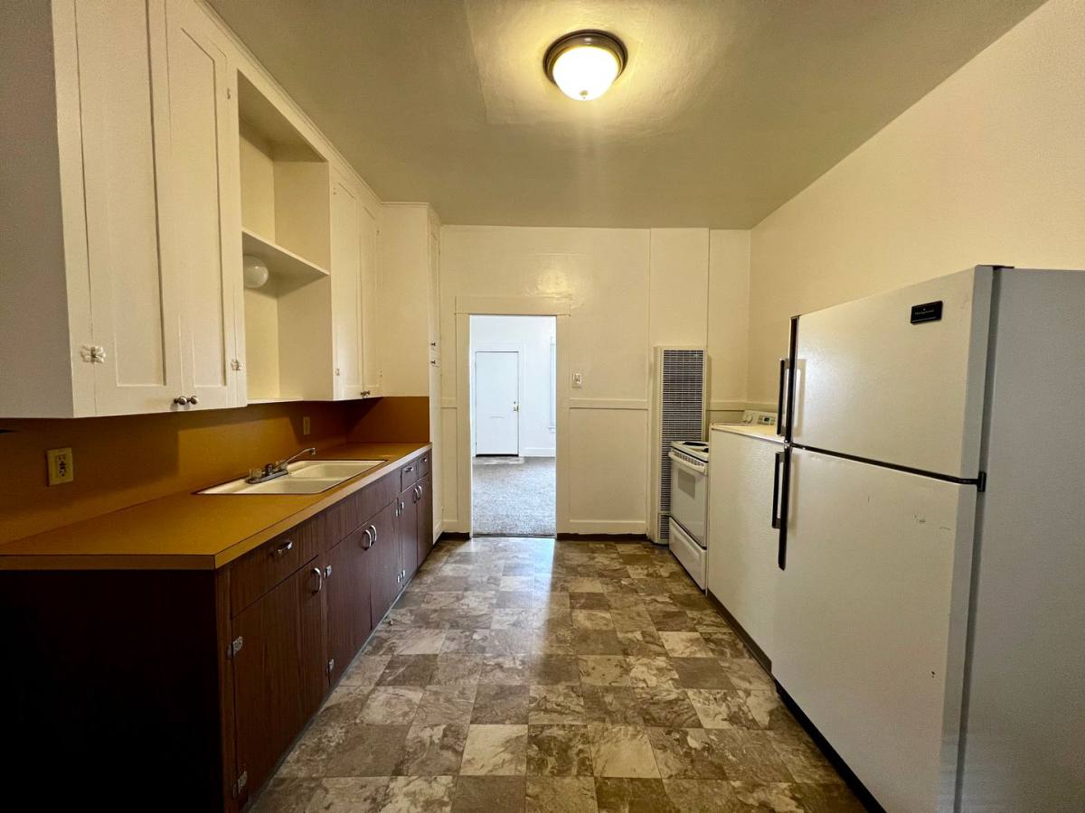 Apartment for rent at 301 S 4th Ave, Yakima, WA 98902