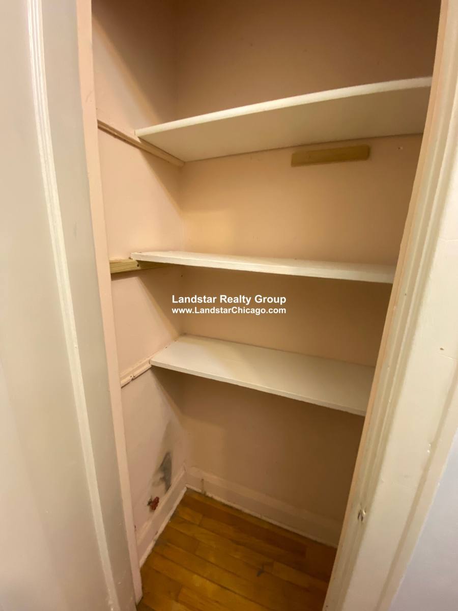 Apartment for rent at 4929 Whipple #1W, Chicago, IL 60625