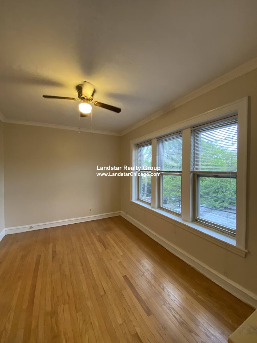 Apartment for rent at 2815 W Berteau #2, Chicago, IL 60618