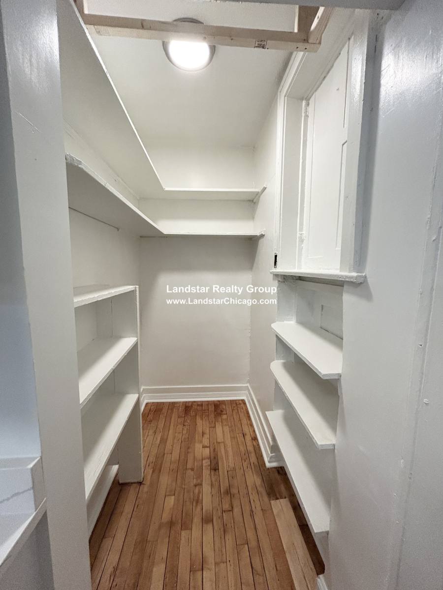 Apartment for rent at 4418 N Whipple #3, Chicago, IL 60625