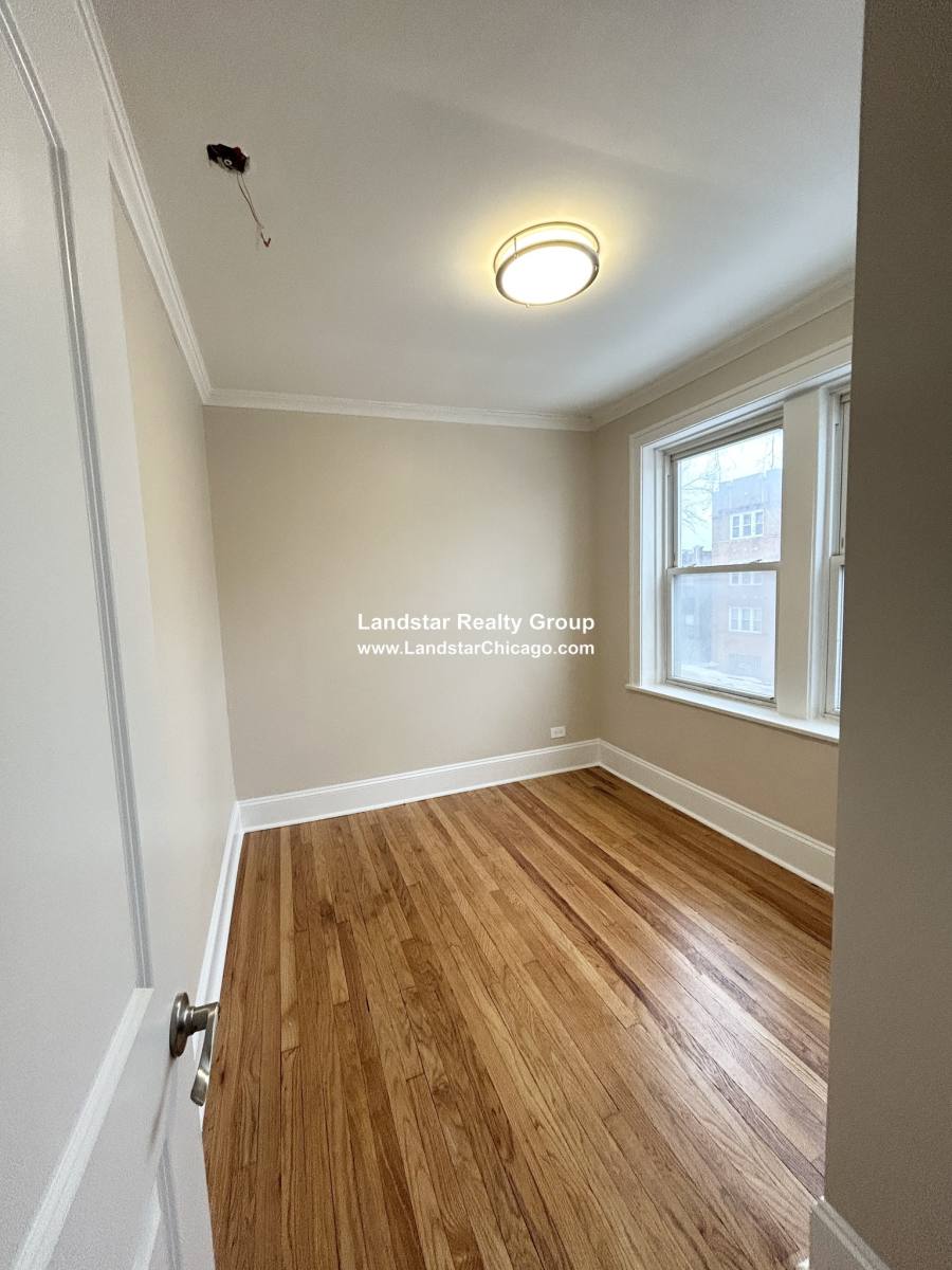 Apartment for rent at 4418 N Whipple #3, Chicago, IL 60625