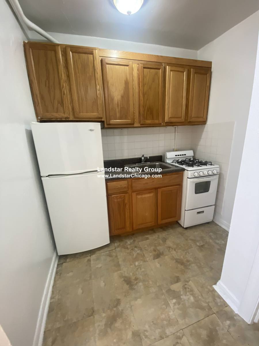 Apartment for rent at 6912 N Ravenswood #1B, Chicago, IL 60626