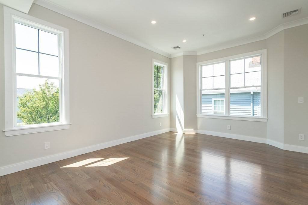 Apartment for rent at 3247 Washington St #3, Jamaica Plain, MA 02130