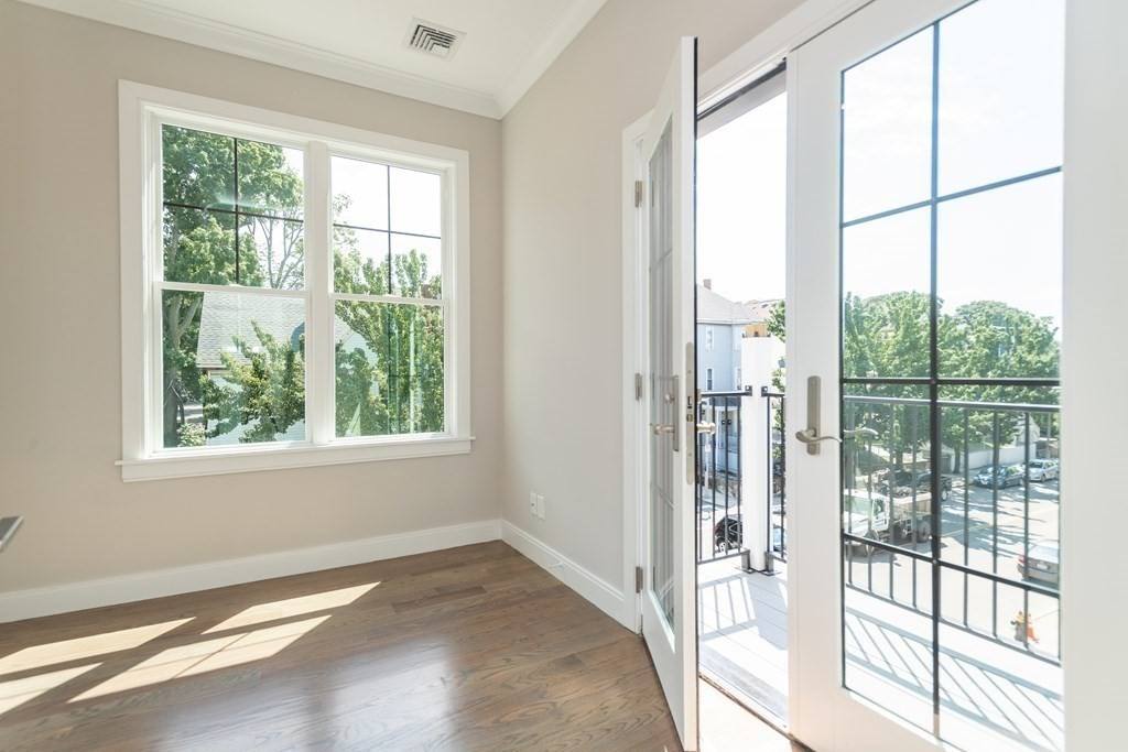 Apartment for rent at 3247 Washington St #3, Jamaica Plain, MA 02130