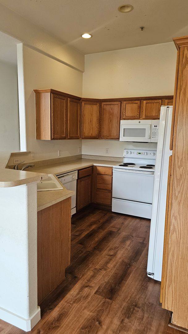 Condo for rent at 8972 Fox Dr, Denver, CO 80260