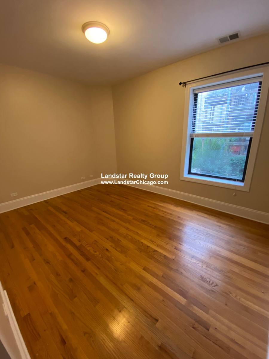 Apartment for rent at 618 Elmwood #2, Evanston, IL 60202