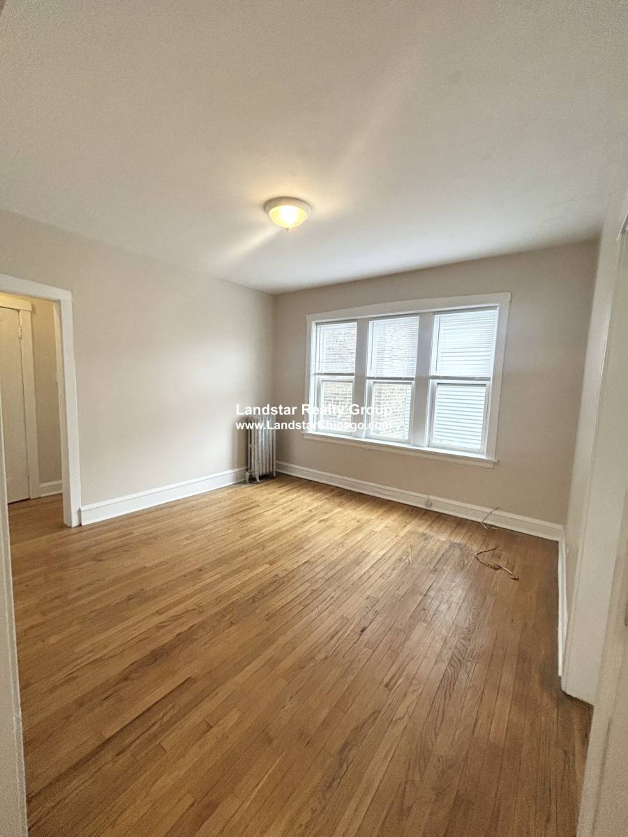 Apartment for rent at 40455 N Mozart #2W, Chicago, IL 60641
