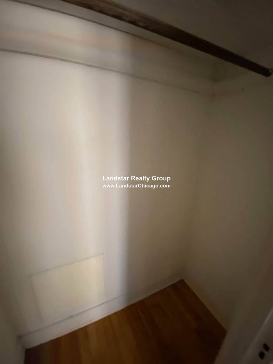 Apartment for rent at 1967 W Foster #3, Chicago, IL 60625