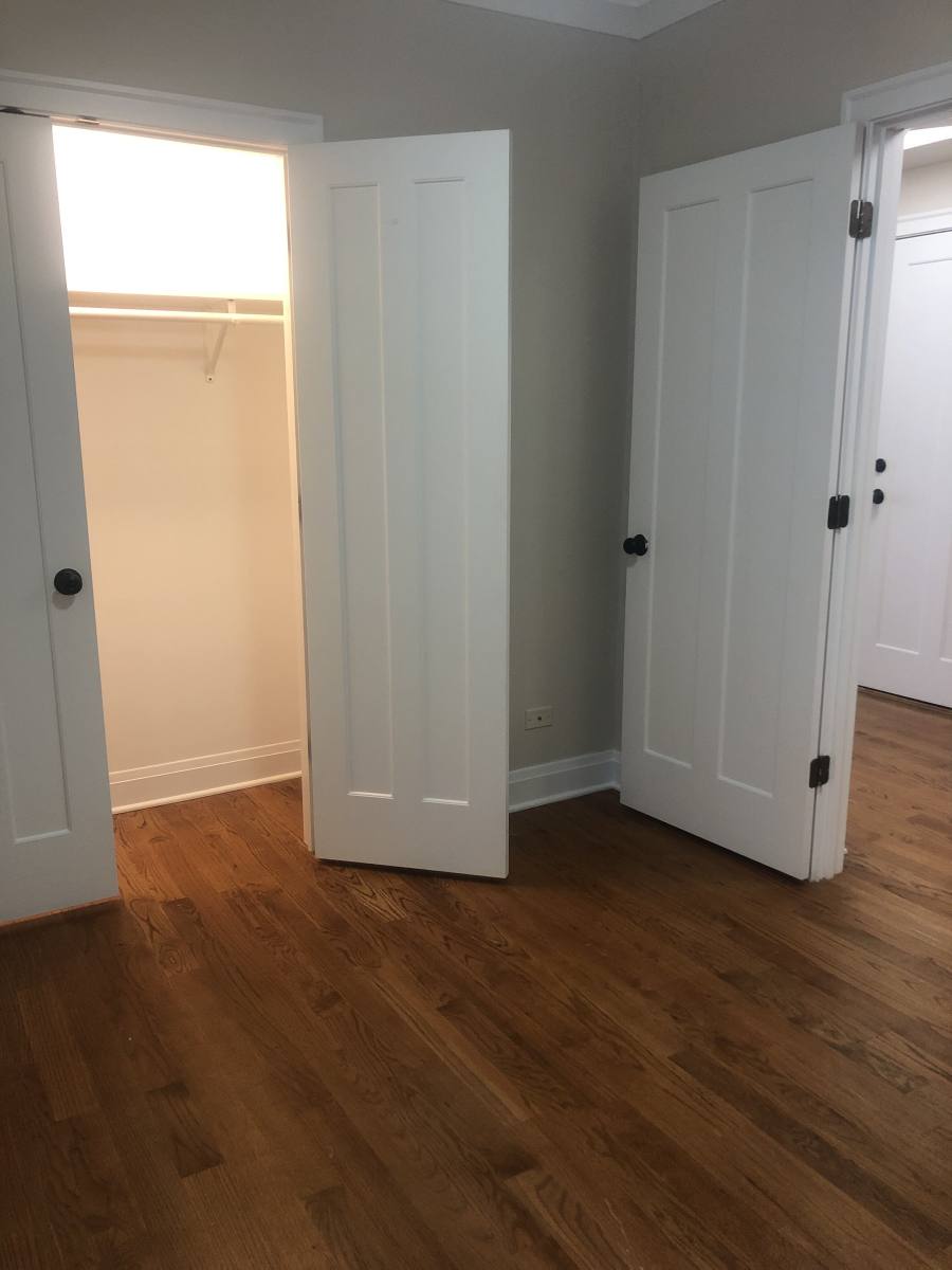 Apartment for rent at 2706 W Ainslie #2E, Chicago, IL 60625