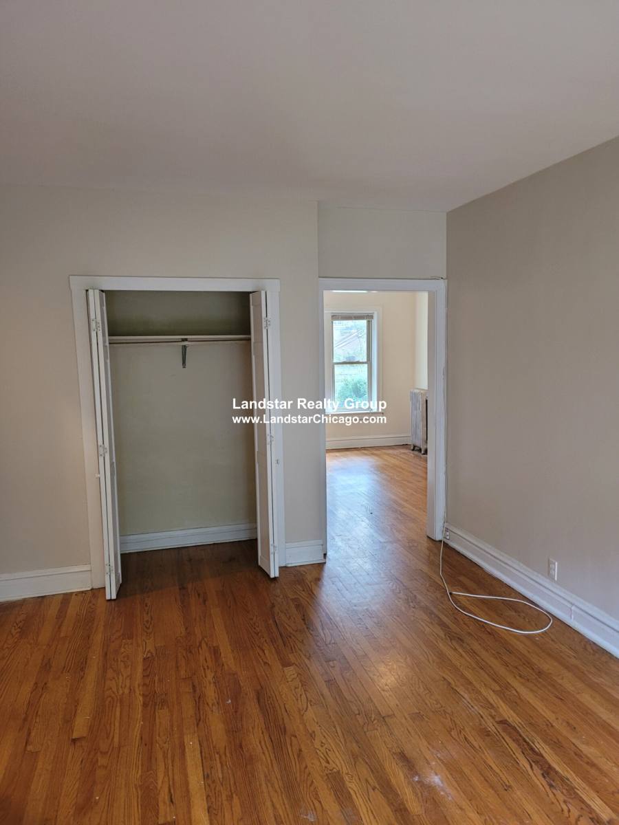 Apartment for rent at 914 Reba Place #3, Evanston, IL 60202