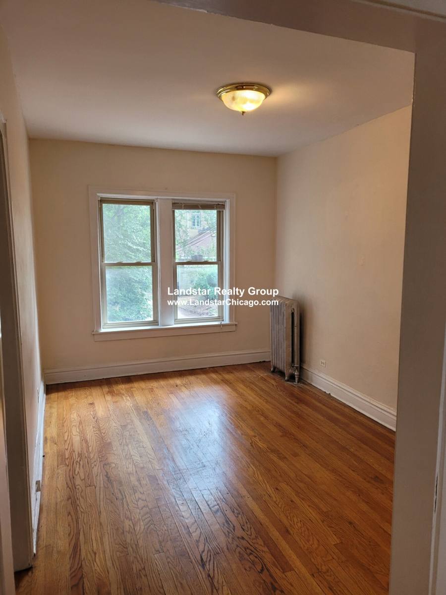 Apartment for rent at 914 Reba Place #3, Evanston, IL 60202
