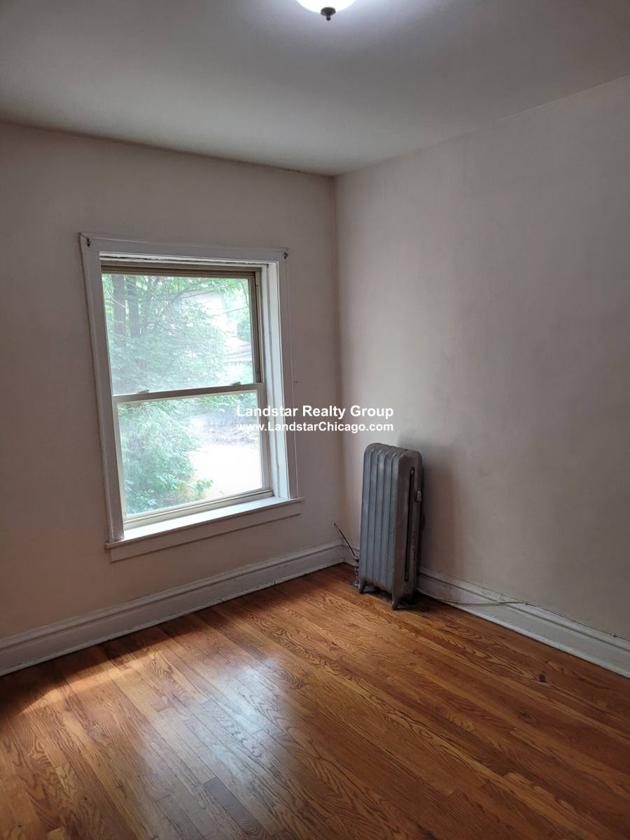Apartment for rent at 914 Reba Place #3, Evanston, IL 60202