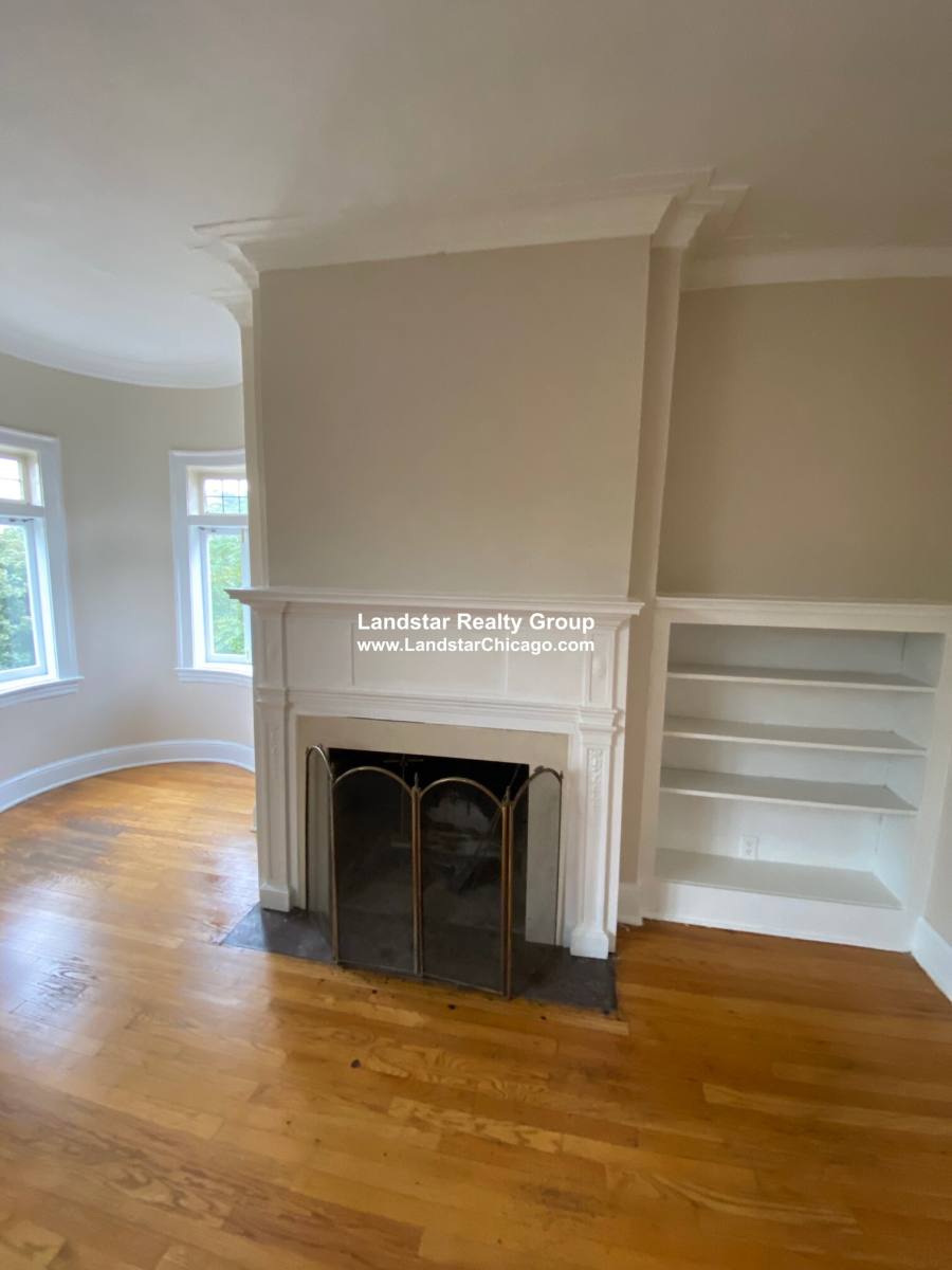 Apartment for rent at 1107 Lake #3S, Evanston, IL 60202