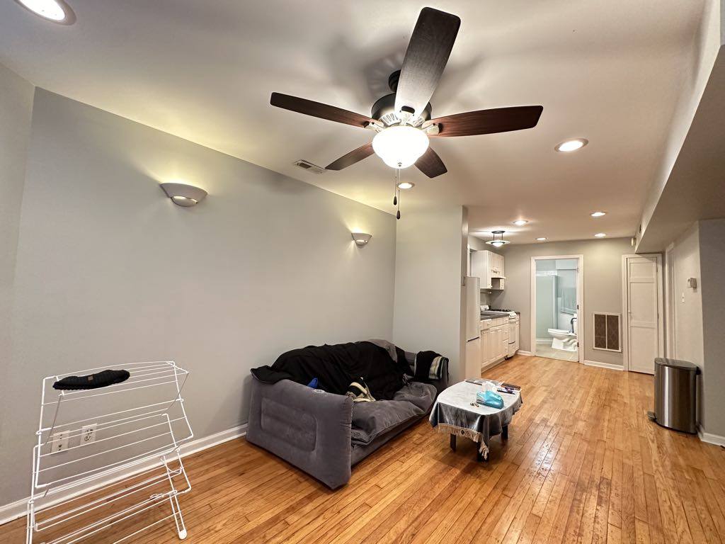 Apartment for rent at 1326 Claremont #I, Chicago, IL 60622