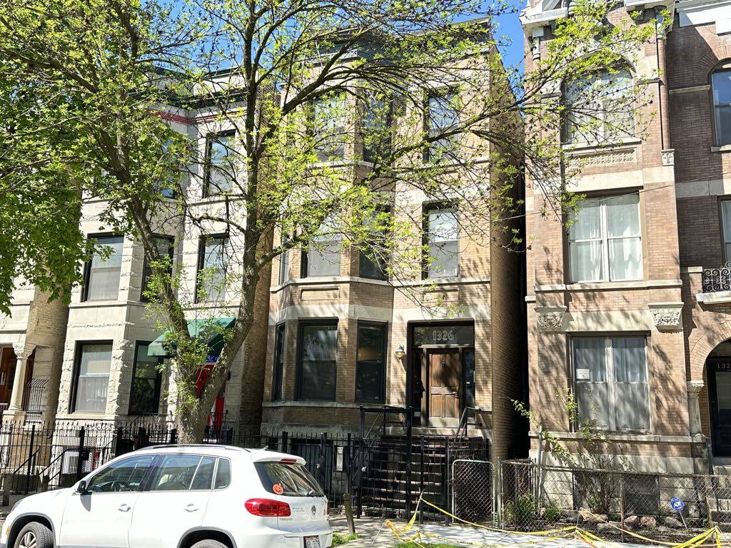 Apartment for rent at 1326 Claremont #I, Chicago, IL 60622