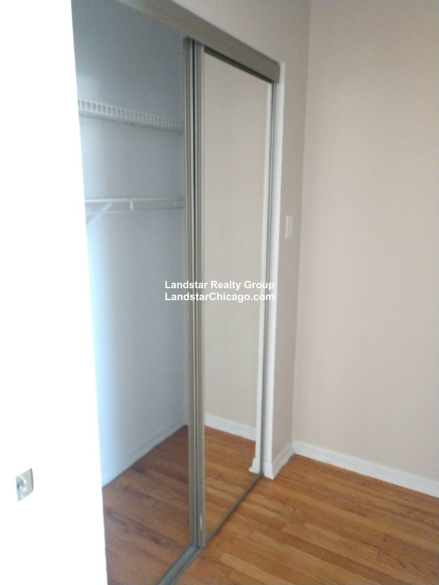 Apartment for rent at 40455 N Mozart #1E, Chicago, IL 60618
