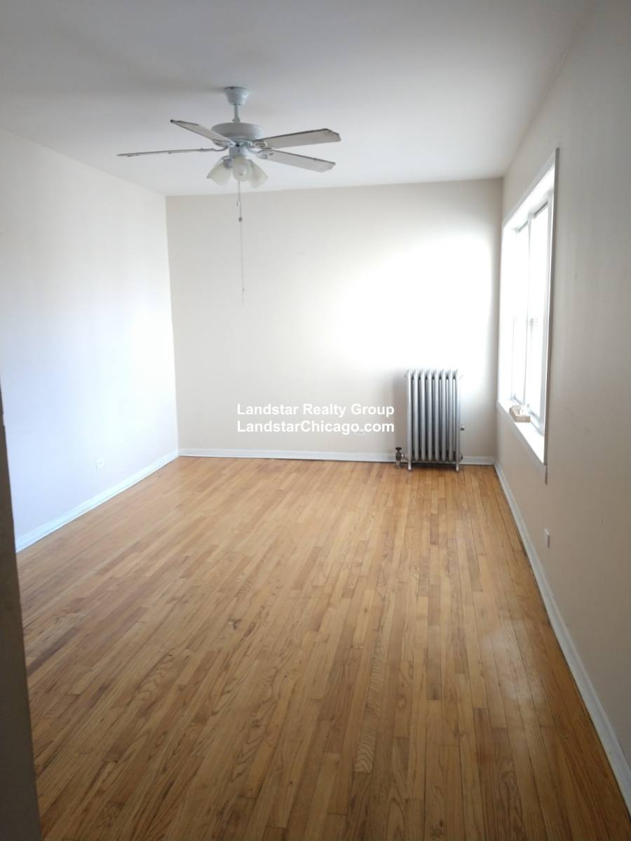Apartment for rent at 40455 N Mozart #1E, Chicago, IL 60618