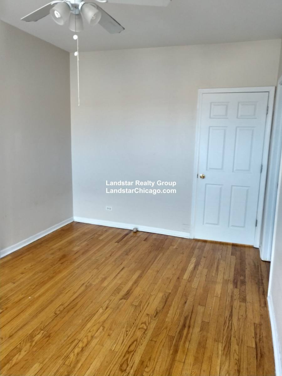 Apartment for rent at 40455 N Mozart #1E, Chicago, IL 60618