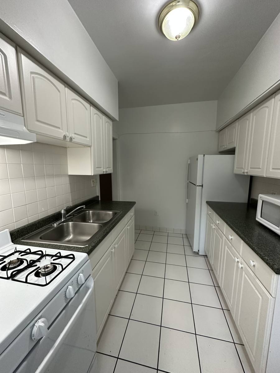 Apartment for rent at 912 Reba Place #2, Evanston, IL 60202