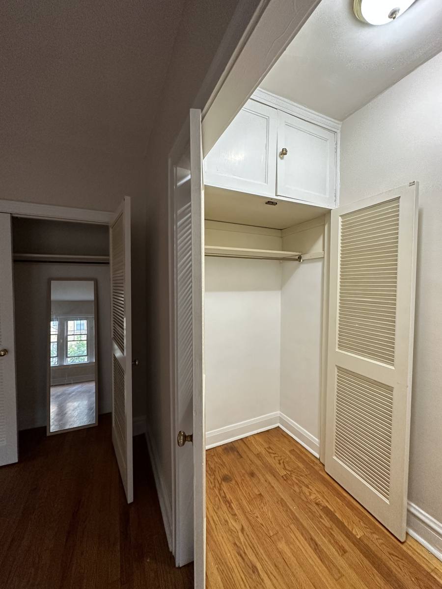 Apartment for rent at 912 Reba Place #2, Evanston, IL 60202