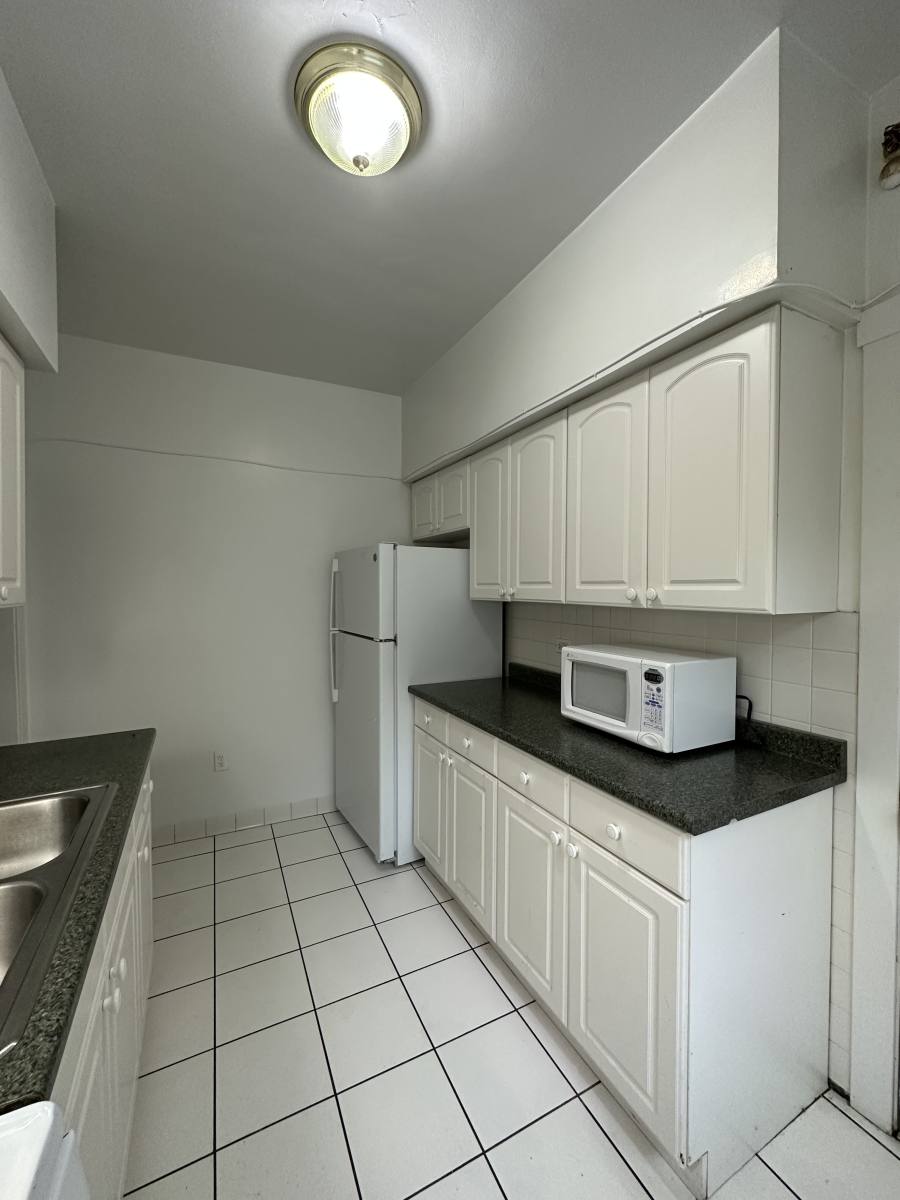 Apartment for rent at 912 Reba Place #2, Evanston, IL 60202