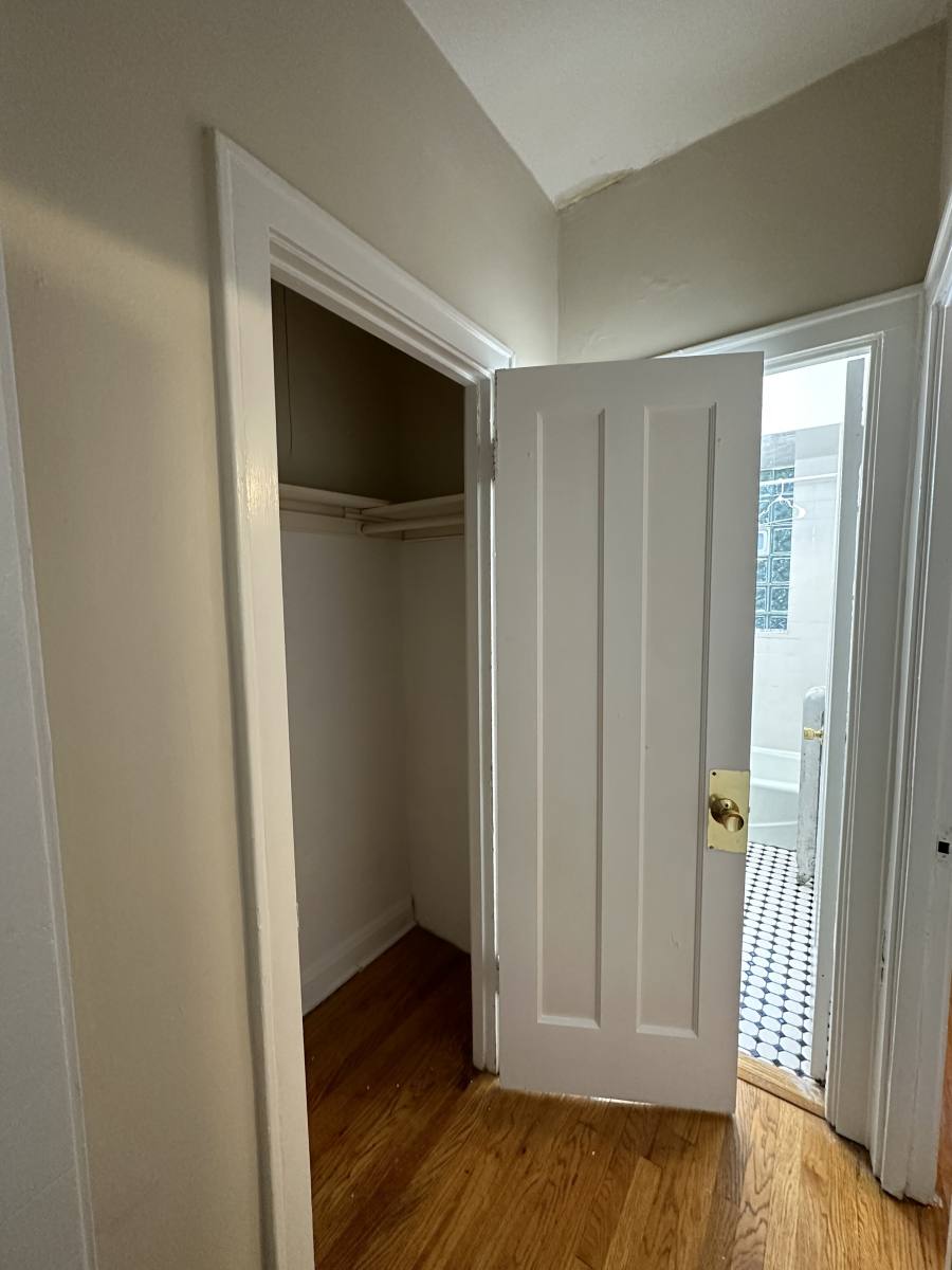 Apartment for rent at 912 Reba Place #2, Evanston, IL 60202